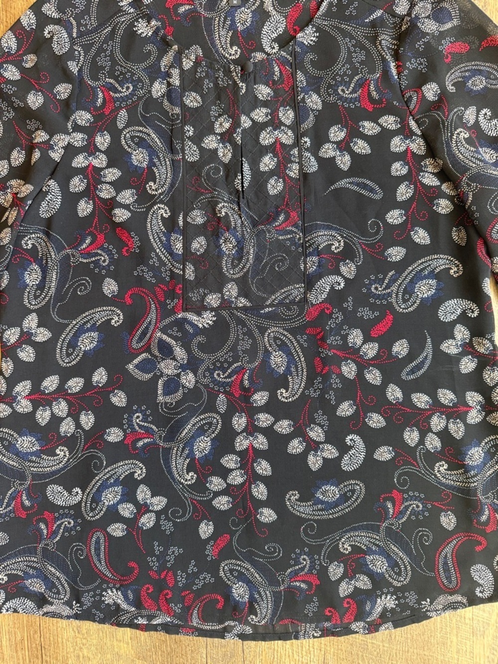 Sanctuary Women’s Black Red Blue White Paisley Long-Sleeve Blouse Size Medium - Picture 5 of 14